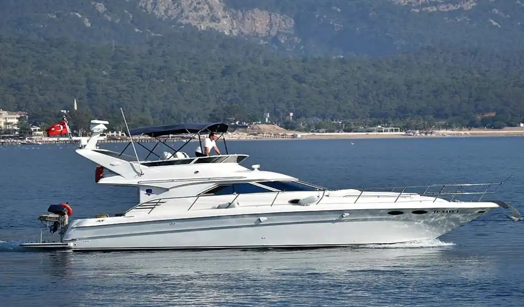 TU NAVY 1-YACHT
